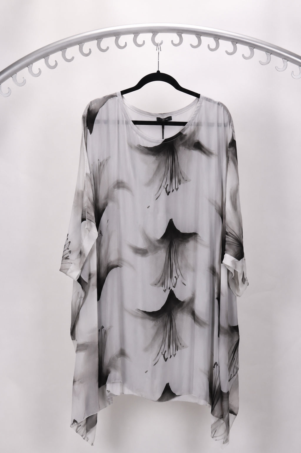 3/4 SLEEVE SILK BLOUSE